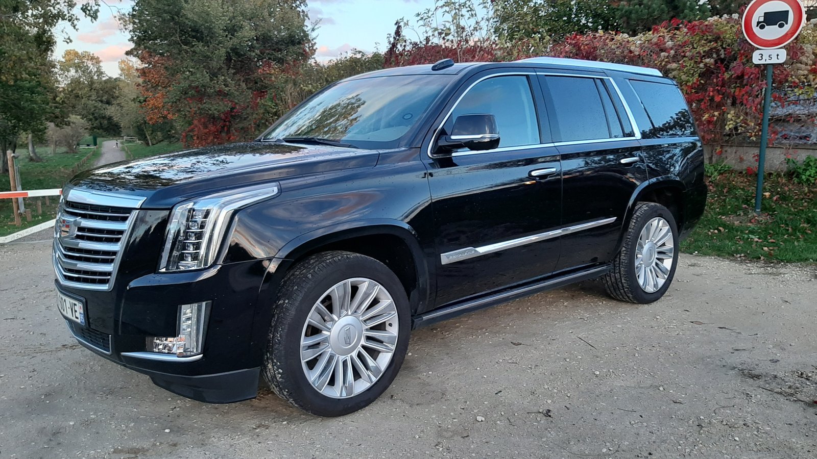 Cadillac Escalade  platinum 6.2 V8  426ch